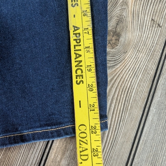 Lane Bryant Indigo Jean Shorts - Picture 8 of 10